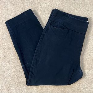 Elle Capri Pants